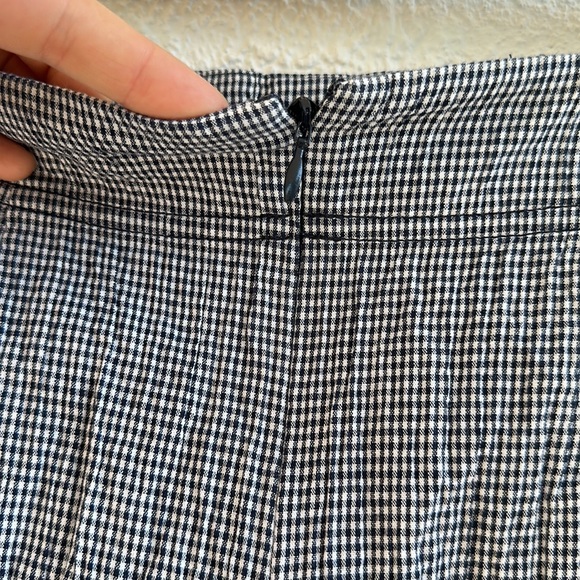 Club Monaco Cotton Shorts Size 8 - Picture 4 of 9